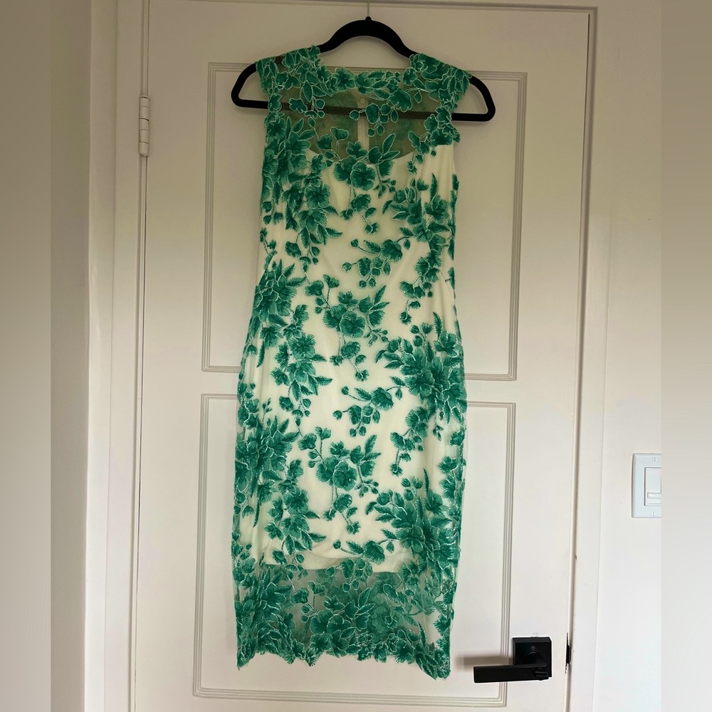 Tadashi Shoji green floral lace sheath dress